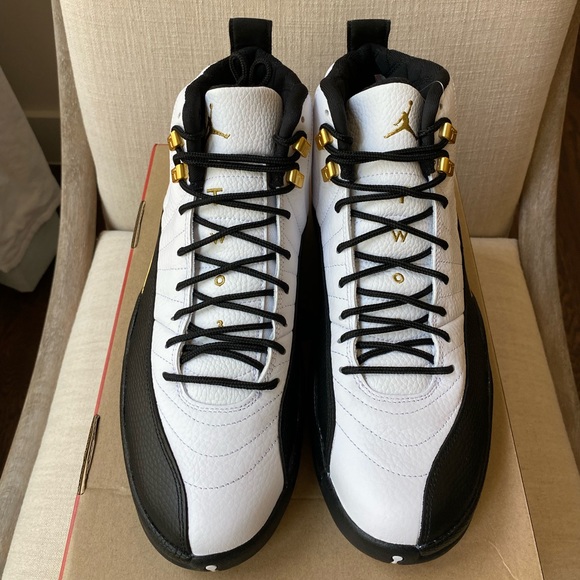 Air Jordan 12 Retro - Picture 4 of 7